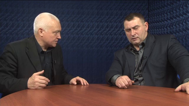 Максим Калашников и Борис Миронов Наш праздник впереди... смотреть онлайн