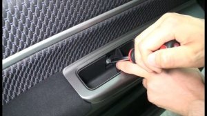 20. Снятие обшивки передней двери Honda Stepwgn RP