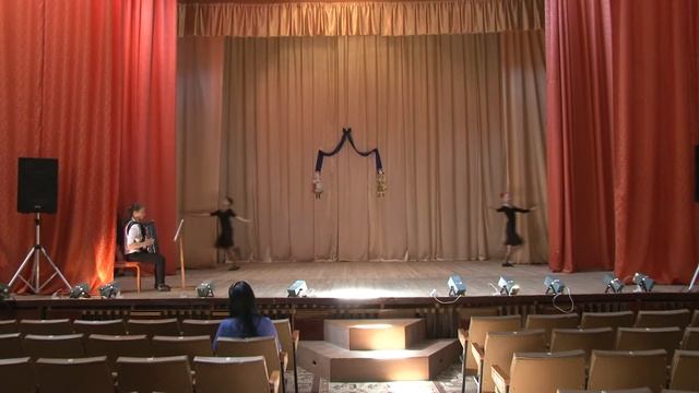[2013.05.07] Народный танец (экзамен) смотреть онлайн