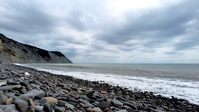 10 часов звук морских волн. Белый шум для сна. 10 Hours Sea Waves Relaxation. White Noise for Sleep смотреть онлайн