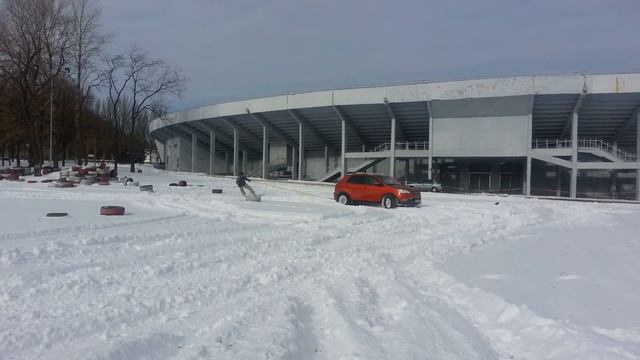 Зимние развлечения в Донецке: сноубординг с участием Ssang Yong :)) смотреть онлайн