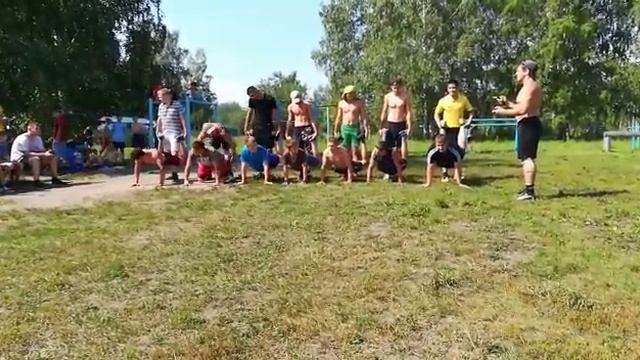 Бег на руках с партнёром и др. упражнения смотреть онлайн