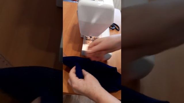 4-урок .Как шить из шапки - снуд.Очень просто.From a hat Snood.Very simply. смотреть онлайн