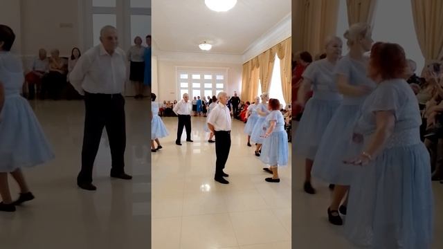 танцы кому заа.! Саранск. ДК. Строители месячник пожилых людей. 10 октября 2023 год. смотреть онлайн