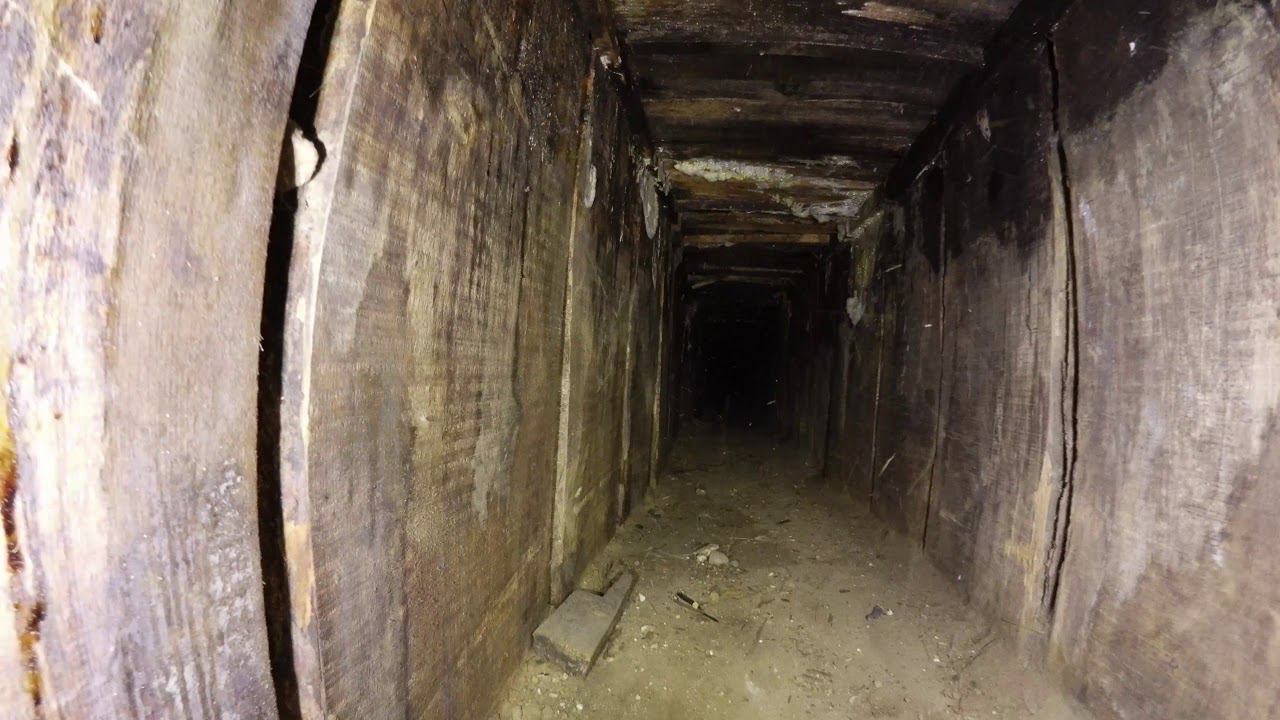 Дрон Elios 2 обследовал незаконную врезку в нефтепровод смотреть онлайн