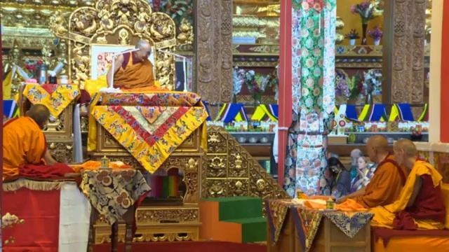 Учения Далай-лама XIV для российских буддистов в монастыре Ташилхунпо 2015 год. смотреть онлайн