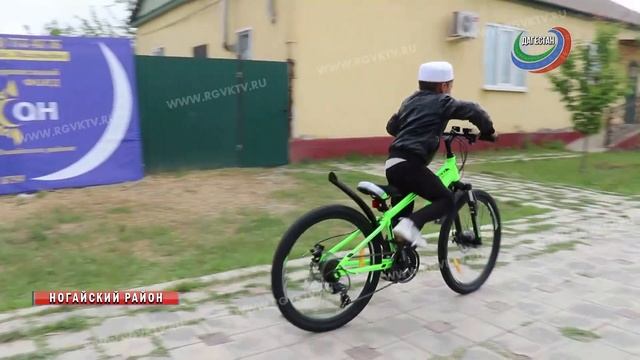 Ураза-байрам. Дагестанцы празднуют смотреть онлайн