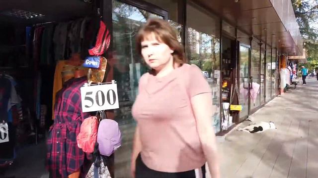 Осень в Адлере, желтые листья но температура +28 и теплое море 9 октября 2020 смотреть онлайн