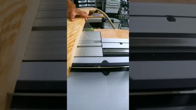 Table saw POV ￼ #woodworking #woodwork #festool смотреть онлайн