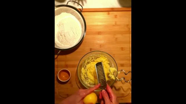 ПЕСОЧНОЕ ТЕСТО ПО-ИТАЛЬЯНСКИ || Домашняя Итальянская Еда-готовим со Светланой из Италии смотреть онлайн