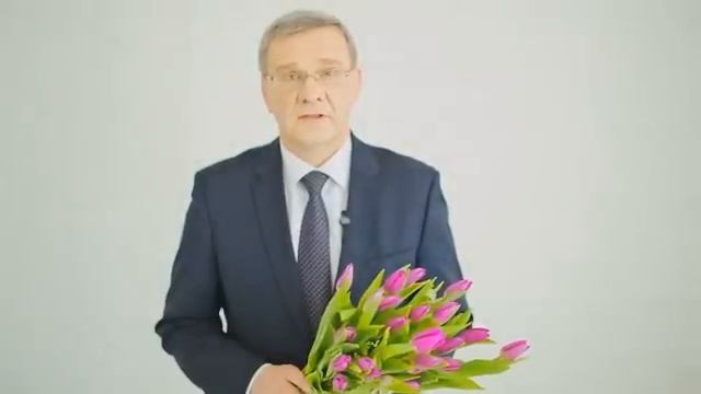 Поздравления мэра Яниса Лачплесиса с 8 марта обошлось бюджету в 1270 евро смотреть онлайн