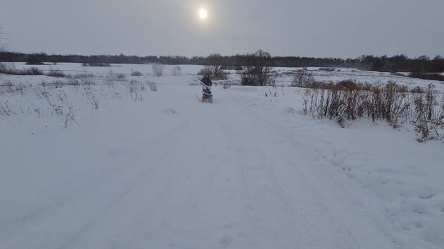 Уборка снега снегоуборщик  HUTER SGC6000.mp4