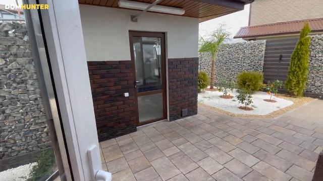 Дом в стиле шале с видом на горы и море. смотреть онлайн