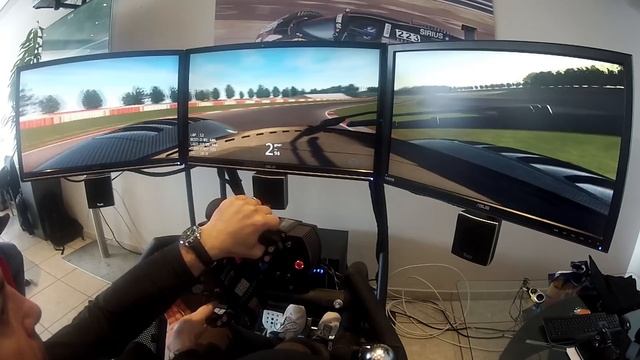 Assetto Corsa on the P4/5 Competizione VIP Lounge смотреть онлайн
