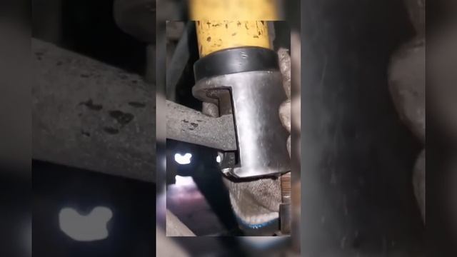 Мало кто знает как быстро выбить шаровую в машине смотреть онлайн