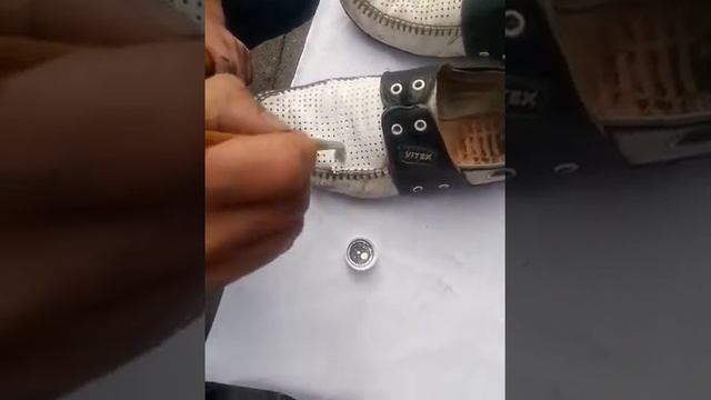 Краска для кожи, белая смотреть онлайн