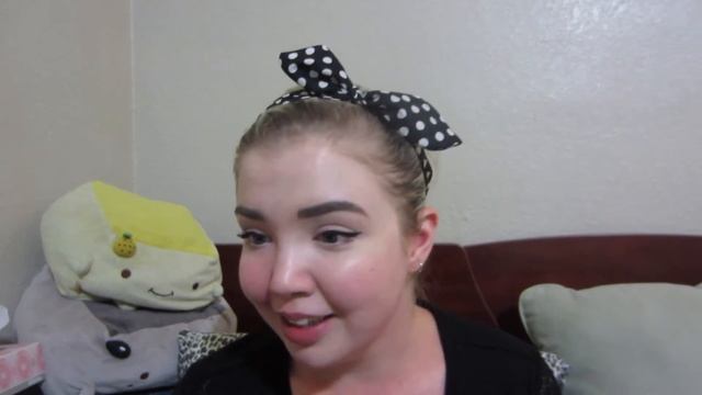 First Impression | Too Faced Cocoa Powder Foundation | MinieStation смотреть онлайн