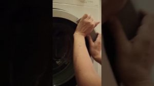 Как открыть дверцу - люк стиральной машины Bosch Serie 6 3DWashing Лайфхак