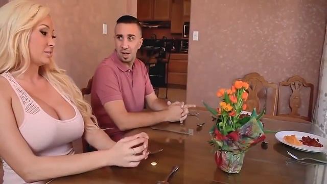 Step mom смотреть онлайн