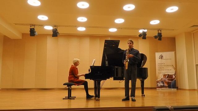 Erik-Lars Larsson - Saxophone concerto op. 14 movement 2 смотреть онлайн