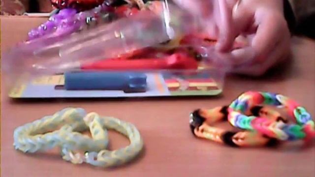 LOOM BANDS ПЛЕТЕНИЕ ИЗ РЕЗИНОК смотреть онлайн