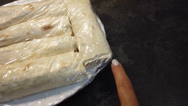 VLOG: СНИМАЕМ ПОЛЫ В СТАРОМ ДОМЕ/ШАУРМА домашняя//РУЛЕТИКИ ИЗ ЛАВАША С ТВОРОГОМ И ЯГОДАМИ 15.09.202 смотреть онлайн