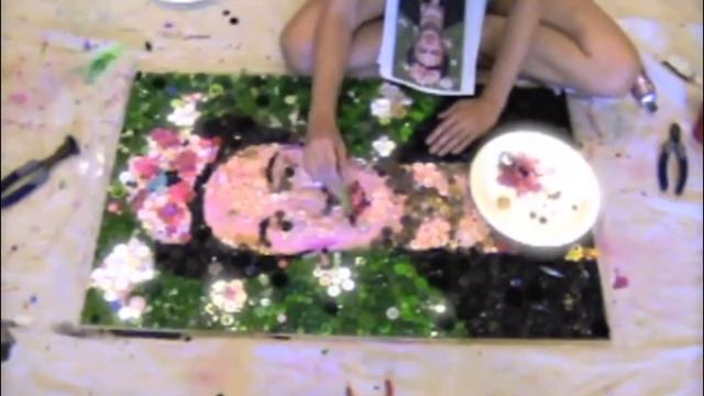 Картина из пуговиц - Фрида Кало смотреть онлайн