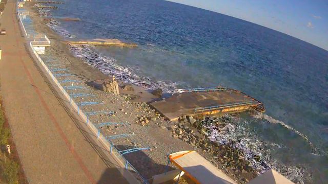 Вебкамера "Эллада-Семидворье". Запись 17.12.2016 14:00:03 смотреть онлайн