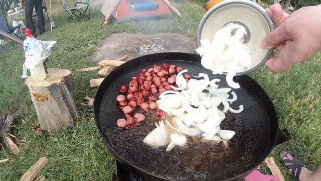 Вкуснейшая картошка на сковороде - Садж в походе!!! смотреть онлайн