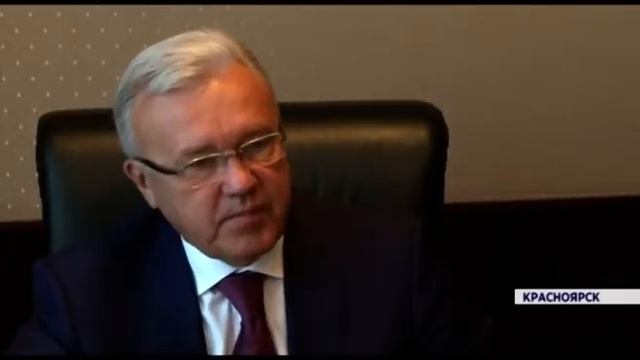 Глава Красноярского края Александр Усс провел прием граждан смотреть онлайн