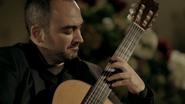 Marco Caiazza plays Choro da Saudade by Agustín Barrios смотреть онлайн