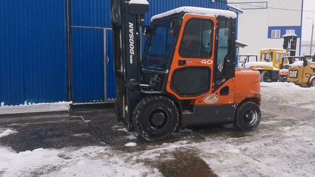 Doosan D40SC-5 Вилочный погрузчик