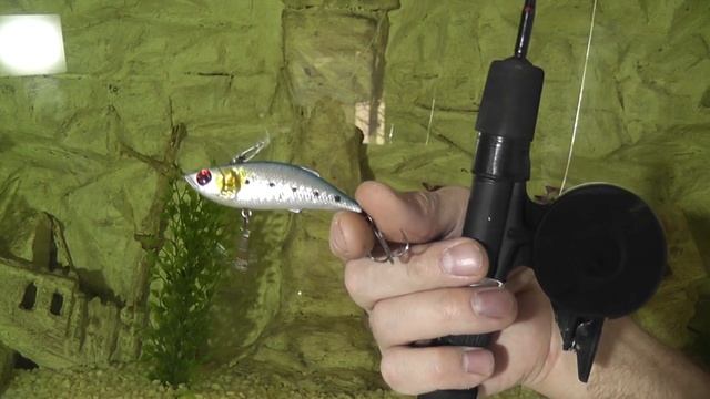 Как зимой работают вибы раттлины? Вибы раттлины для зимней рыбалки самые дешёвые.Игра под водой.