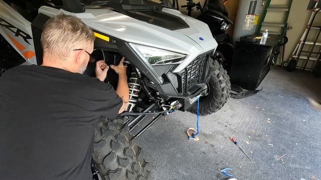 Polaris RZR PRO XP Winch and Bumper Install смотреть онлайн