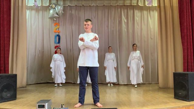 Жестовая песня "За того парня" (Буздалин Никита) смотреть онлайн