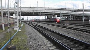 Станция Ховрино. Электропоезд и "Ласточка"