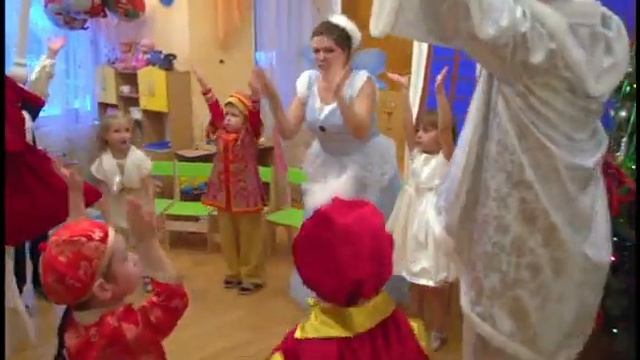 Новый год 2014 "Сладкий бал" в ДС "МАМАнтенок" пос. Черкизово смотреть онлайн