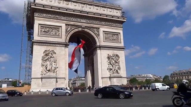 Париж Елисейские поля смотреть онлайн