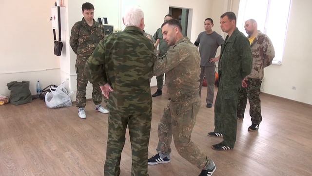 Защита от удара рукой смотреть онлайн