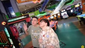 Реакция на Влада А4 Кто Выиграет Больше БИЛЕТИКОВ в ИГРОВОМ ЦЕНТРЕ Челлендж