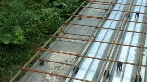 Монолитная плита по профнастилу своими руками.