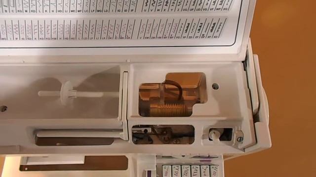 Machine à coudre et broder Gritzner 1035 et 1037 смотреть онлайн