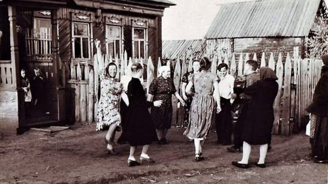 Тина Герцова 