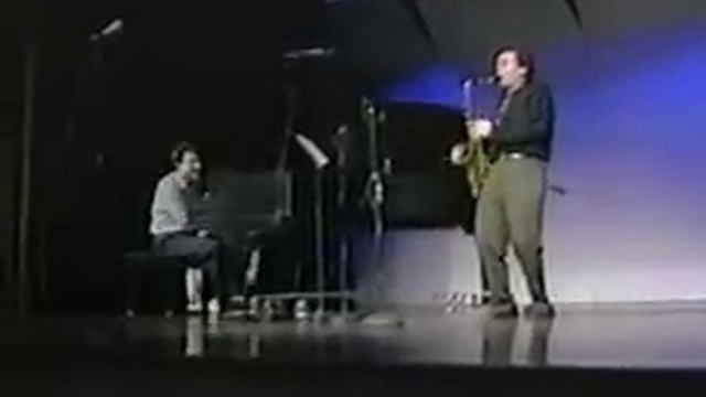 "Love Walked In" (Ernie Krivda & Bill Dobbins) смотреть онлайн