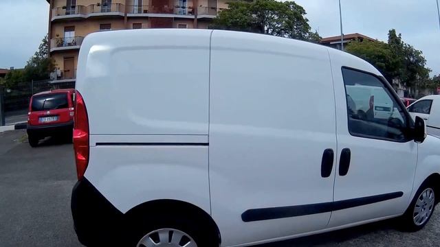 Fiat Doblo 1.4 PC-TN Cargo Lamierato GPL смотреть онлайн