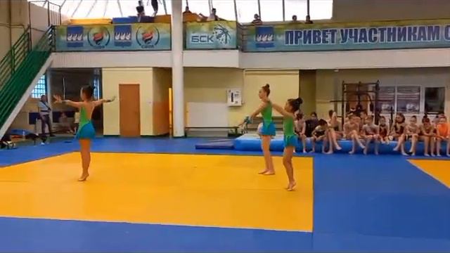 Тройка по спортивной акробатике. 3 спортивный разряд, баланс смотреть онлайн