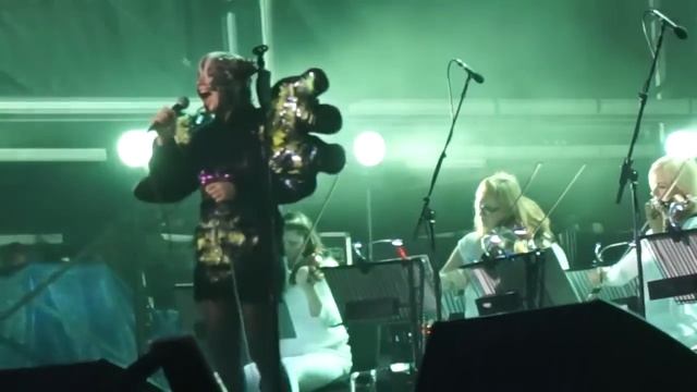 Björk - Wanderlust (Vulnicura Live)