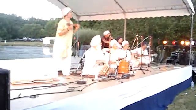 Sada Sat Kaur and Friends Har Har Har Har Gobinday, Yoga Festival 8.09 pt.2 смотреть онлайн
