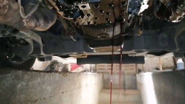 Ford grand marquis LS transmission change oil and filter смотреть онлайн