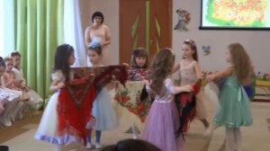 Весенний праздник в садике 8 МАРТА Танец для мам и бабушек